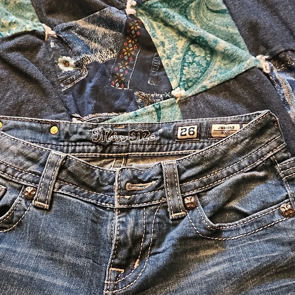 Jeans - Picture 2 of 2